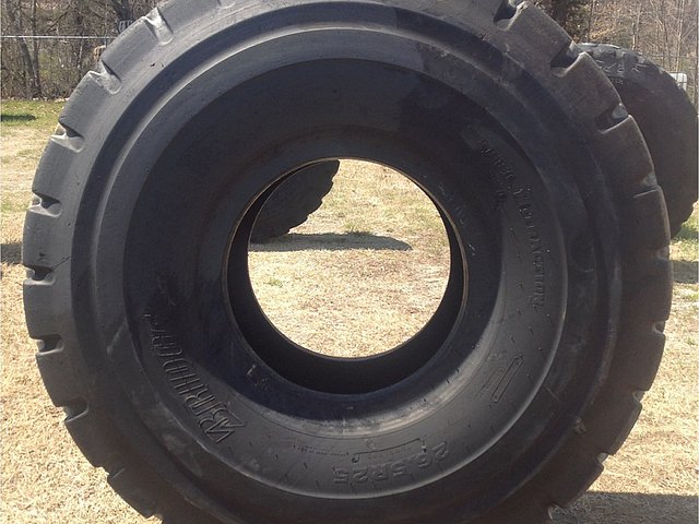 BRIDGESTONE 26.5R25 VMT