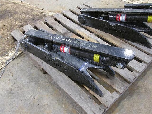 EXCAVATORS / BACKHOE Photo