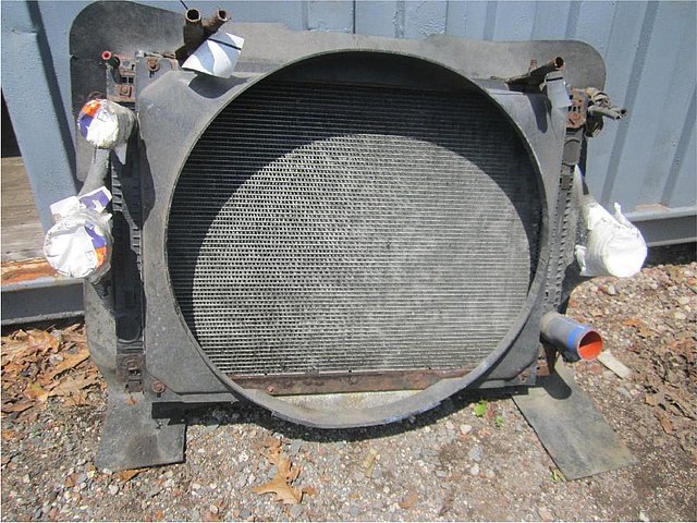 FREIGHTLINER FLD120 Photo