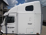 FREIGHTLINER CENTURY CLASS 120 Photo #2