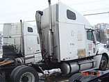 FREIGHTLINER COLUMBIA 120 Photo #4