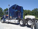 FREIGHTLINER FLD120-CLASSIC Photo #3