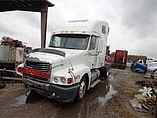 FREIGHTLINER C120-CENTURY Photo #2