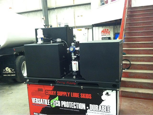 FORD 40/40/60 LUBE SKID Photo