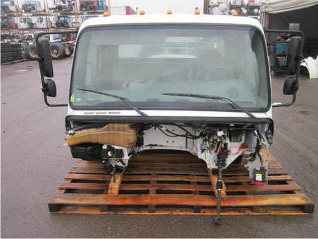 FREIGHTLINER BUSINESS CLASS M2 10 Photo