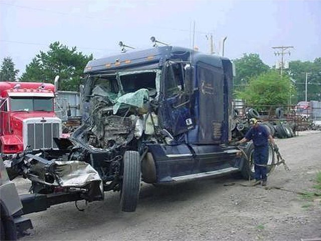 FREIGHTLINER C120-CENTURY