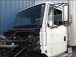 FREIGHTLINER FL70 Photo #2