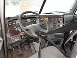 FREIGHTLINER C120-CENTURY Photo #5
