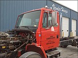 FREIGHTLINER FL70 Photo #4