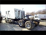 FREIGHTLINER COLUMBIA 120 Photo #7