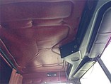 FREIGHTLINER FLD112 Photo #9