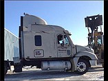 FREIGHTLINER COLUMBIA 120 Photo #12