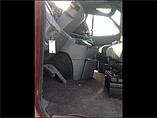 FREIGHTLINER C120-CENTURY Photo #8