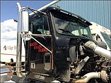 FREIGHTLINER FLD120 Photo #2