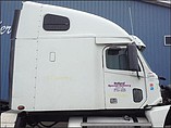 FREIGHTLINER COLUMBIA 120 Photo #3
