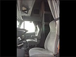 FREIGHTLINER COLUMBIA 120 Photo #6