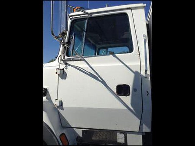 FORD L9000 Photo