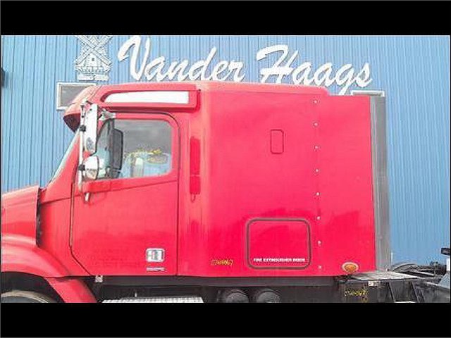 FREIGHTLINER COLUMBIA 112 Photo