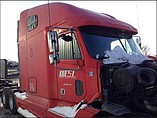 FREIGHTLINER COLUMBIA 120 Photo #3