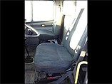 FREIGHTLINER FL70 Photo #8