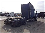 FREIGHTLINER COLUMBIA 120 Photo #3