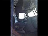 FREIGHTLINER COLUMBIA 120 Photo #8