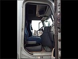 FREIGHTLINER COLUMBIA 120 Photo #3