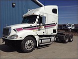 FREIGHTLINER COLUMBIA 120 Photo #2