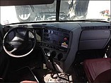 FREIGHTLINER COLUMBIA 120 Photo #8