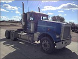 FREIGHTLINER CLASSIC XL Photo #2