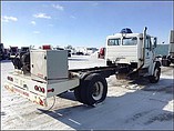 FREIGHTLINER FL70 Photo #3
