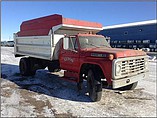 FORD F700 Photo #9
