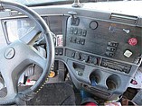 FREIGHTLINER COLUMBIA 120 Photo #3