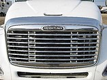 FREIGHTLINER COLUMBIA 120 Photo #5