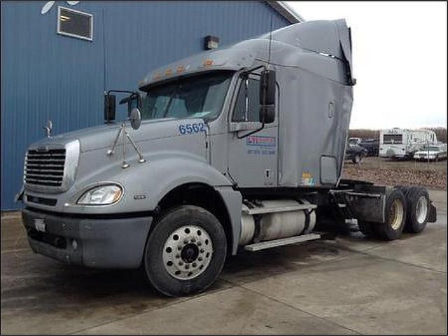 FREIGHTLINER COLUMBIA 120 Photo