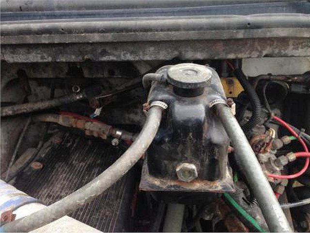 FREIGHTLINER FL112 Photo