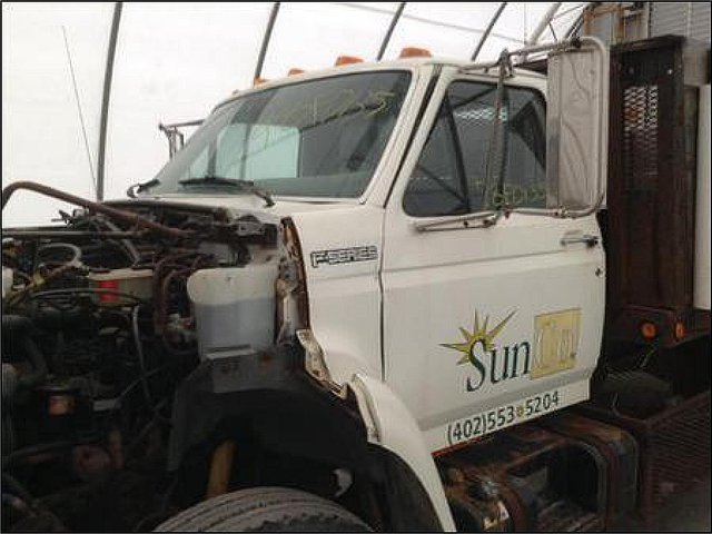 FORD F700 Photo