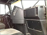 FREIGHTLINER FLD120 Photo #6