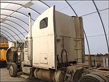 FREIGHTLINER FLD120-CLASSIC Photo #2