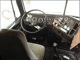 FREIGHTLINER FLD120-CLASSIC Photo #5