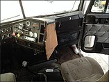 FREIGHTLINER FLD120-CLASSIC Photo #6