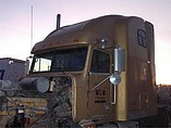 FREIGHTLINER FLD120 Photo #2