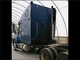 FREIGHTLINER COLUMBIA 120 Photo #2
