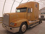 FREIGHTLINER FLD120