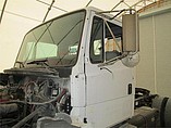 FREIGHTLINER FL80 Photo #2