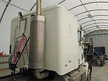 FREIGHTLINER COLUMBIA 112 Photo #7