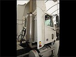 FREIGHTLINER COLUMBIA 120 Photo #4