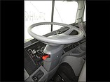 FREIGHTLINER COLUMBIA 120 Photo #9