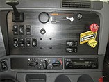 FREIGHTLINER COLUMBIA 120 Photo #13