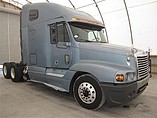 FREIGHTLINER C120-CENTURY Photo #3